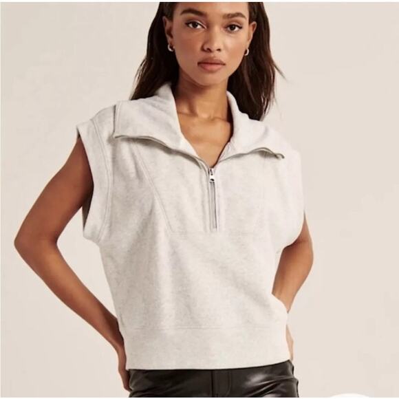 Abercrombie & Fitch Tops - ABERCROMBIE & FITCH Soft Fleece Cropped Quarter Zip Sleeveless Vest Size Medium